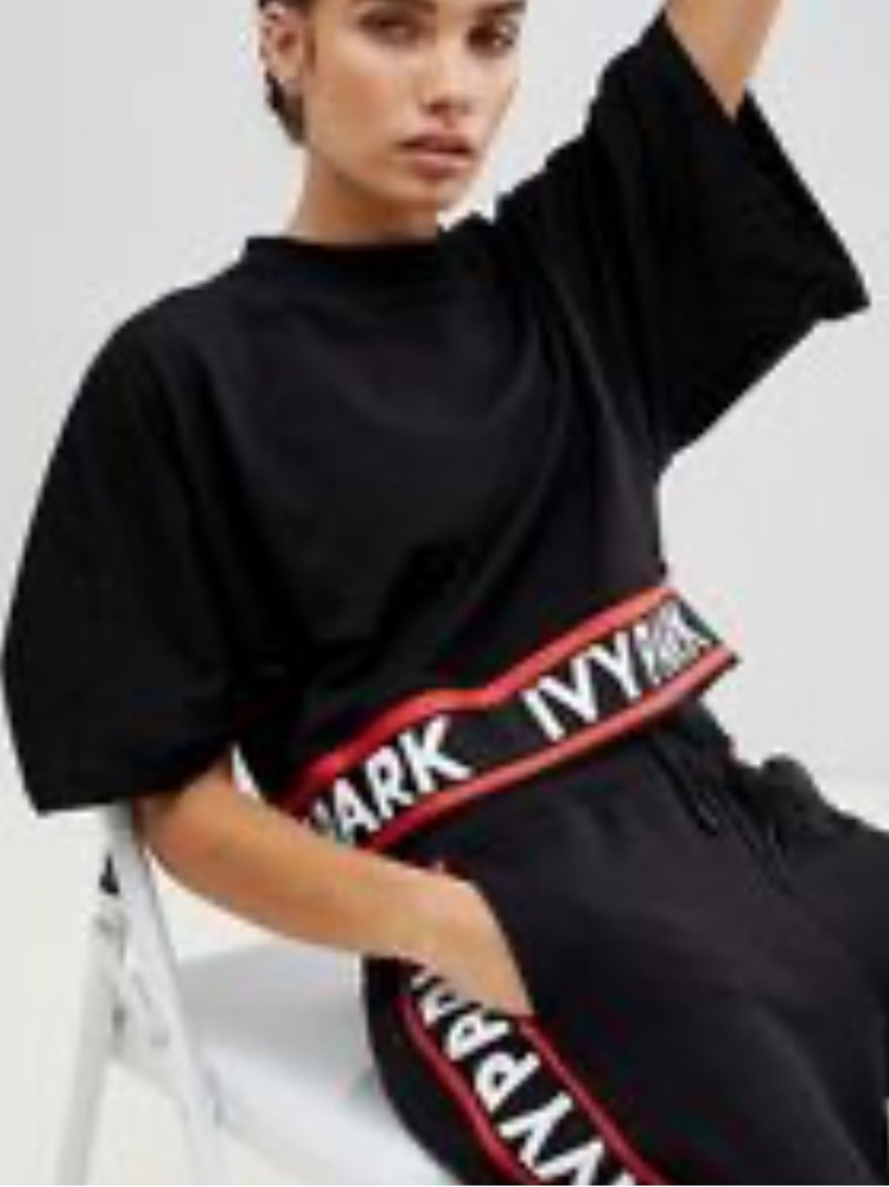 Ivy park black red oversized cropped top shirt size L